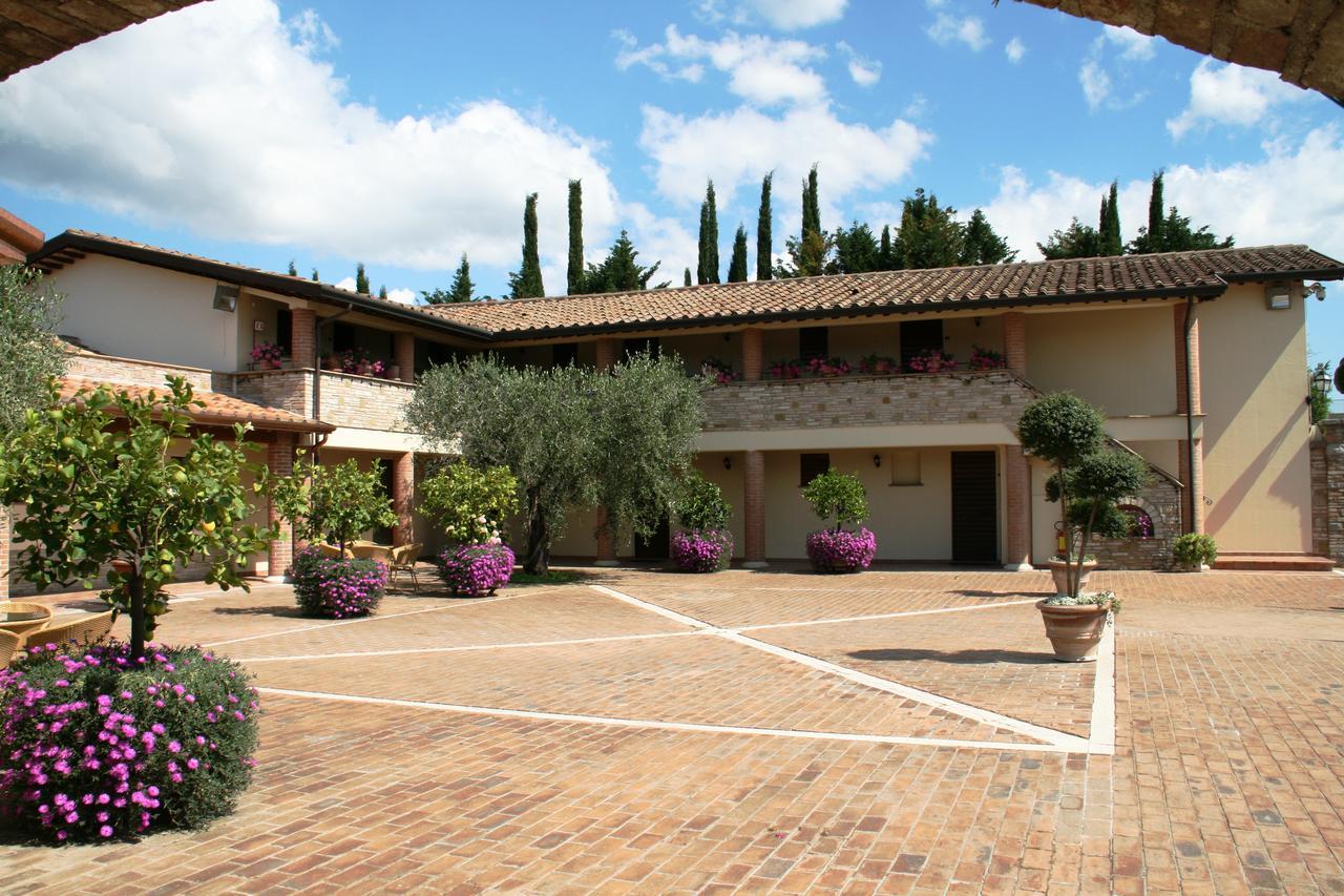 Relais Madonna Di Campagna Hotel Bastia Umbra Exterior photo
