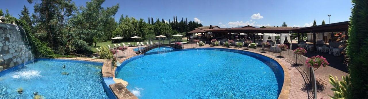 Relais Madonna Di Campagna Hotel Bastia Umbra Exterior photo